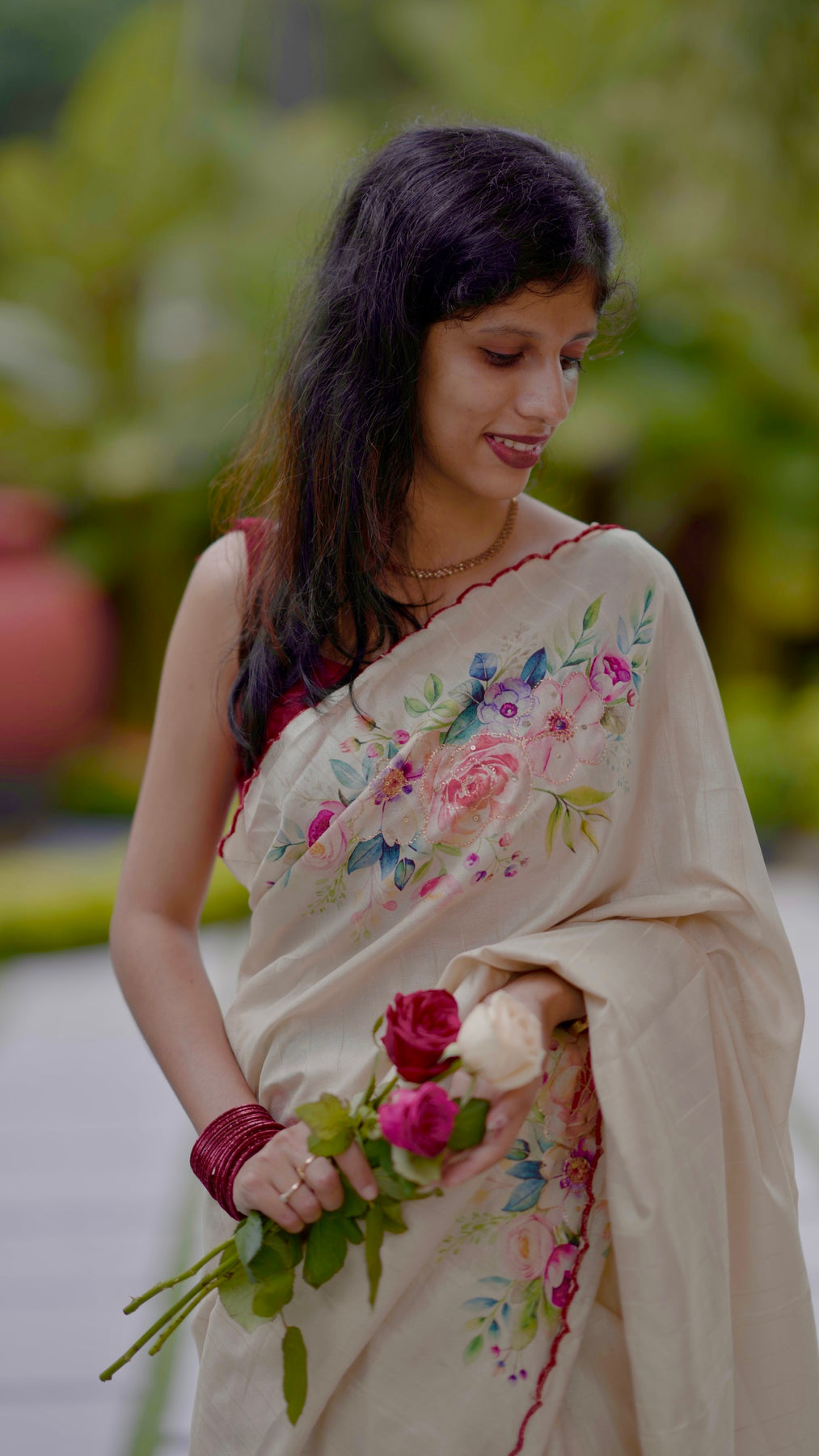 Semi Tussur Party Wear Onam Saree with Red Scallop Border & Blouse Piece