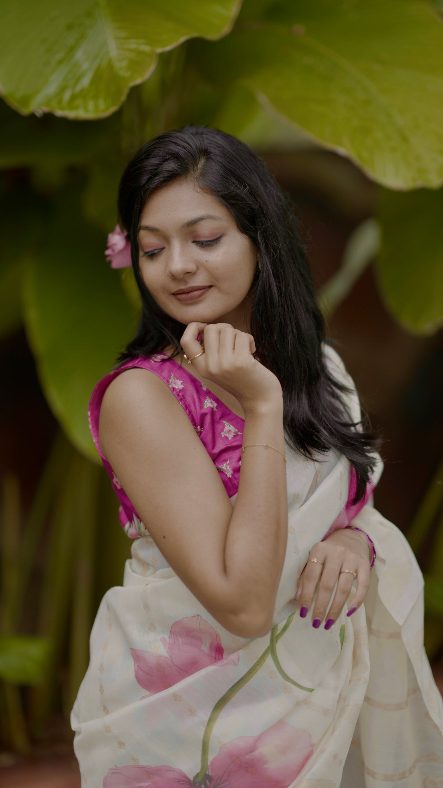 Soft Easy-to-Wear Saree with Lavender Floral Design & Blouse Piece