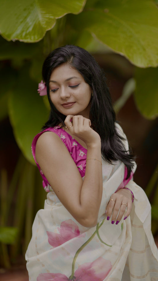 Soft Easy-to-Wear Saree with Lavender Floral Design & Blouse Piece