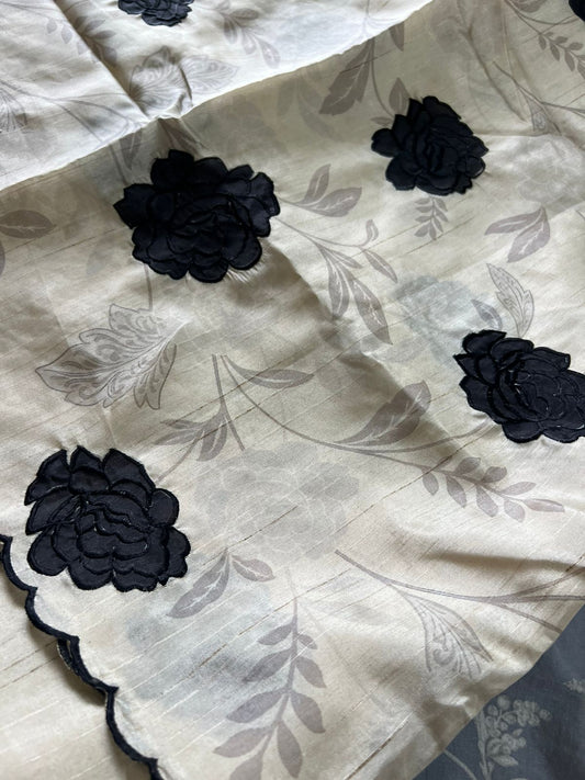 Tussur Silk Saree with Embroidered Scallop Border